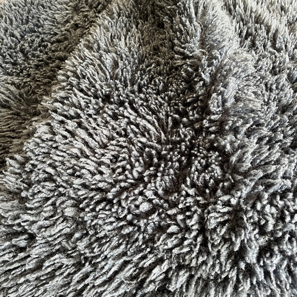 RH TEEN FAUX MONGOLIAN LAMB COMFORTER - Picture 6 of 7